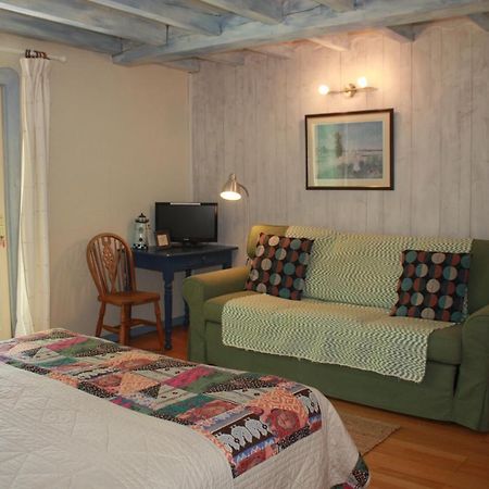 La Clairiere Du Moulin Bed & Breakfast Lepin-le-Lac Exterior foto