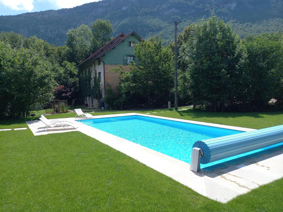 La Clairiere Du Moulin Bed & Breakfast Lepin-le-Lac Exterior foto